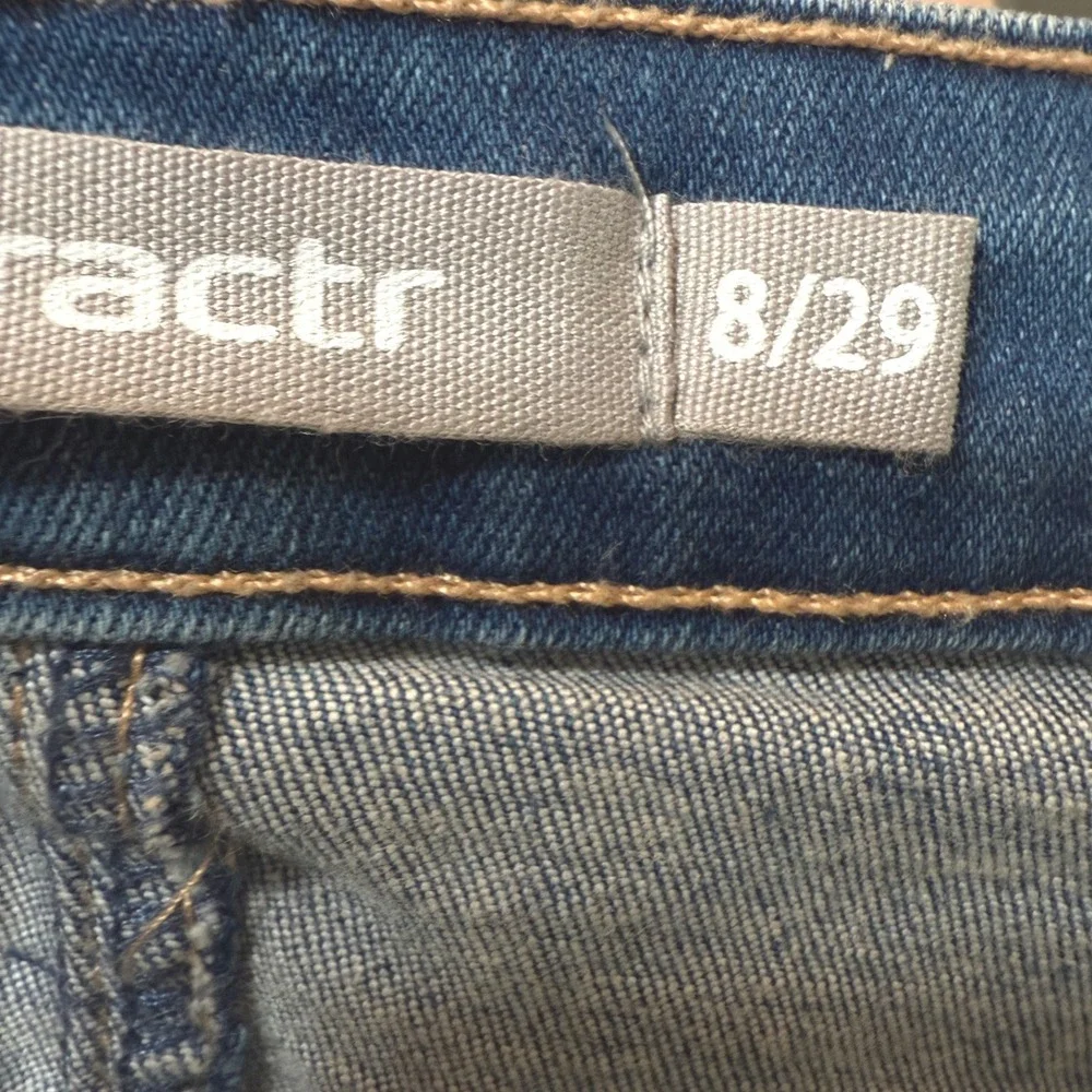 NWT Tractr Denim Diane Mid‎ Rise Slim Jeans Distressed Ripped Raw Hem